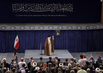 Həcc mərasimi məsullarının Ayətullah Əl-Üzma Seyid Əli Xamenei ilə görüşü